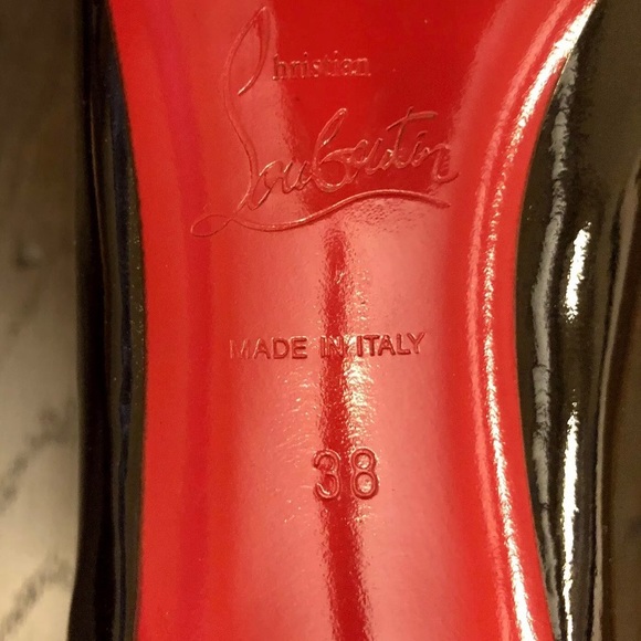 Authentic Christian Louboutin Simple Pumps. - Picture 5 of 12